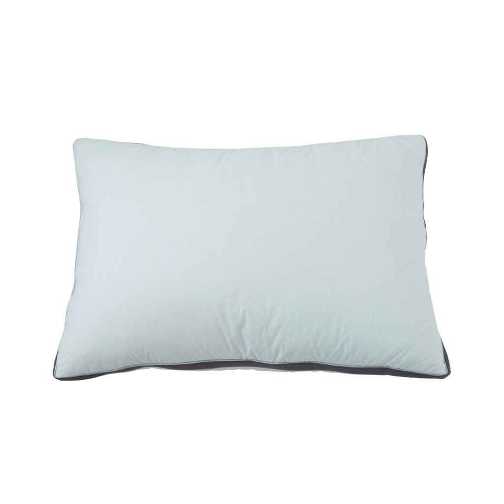 Almohada blanca estándar rectangular de plumas