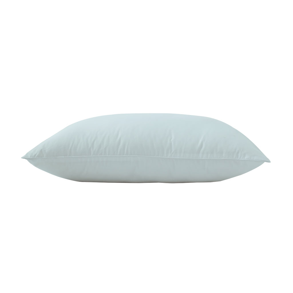 Almohada blanca estándar rectangular de microfibra